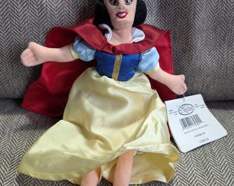 Disney Princess Snow White & the Seven Dwarfs Plush Doll Set Large