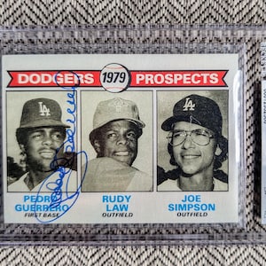 Topps # 719 1979 autographié, Pedro Guerrero LA Dodgers LA Dodgers Rookie Prospects Card. Certifié authentique et encapsulé par Beckett