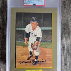 Gesigneerde Louis Aparicio Chicago White Sox Perez Steele Great Moments Jumbo-kaart, gecertificeerd authentiek en gestempeld door PSA/DNA