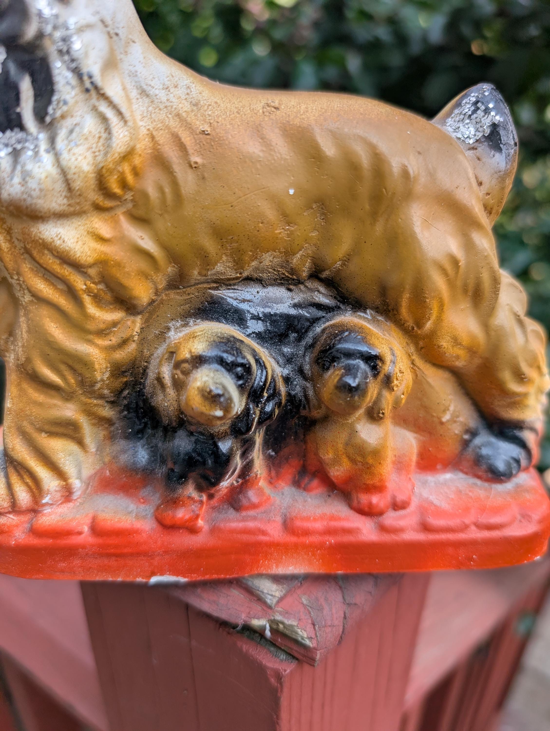 Vintage 1940s Chalkware Carnival Prize Cocker Spaniel Dog With