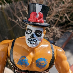 Vintage 1990s WWF WWE Hasbro Papa Shango wrestling figure