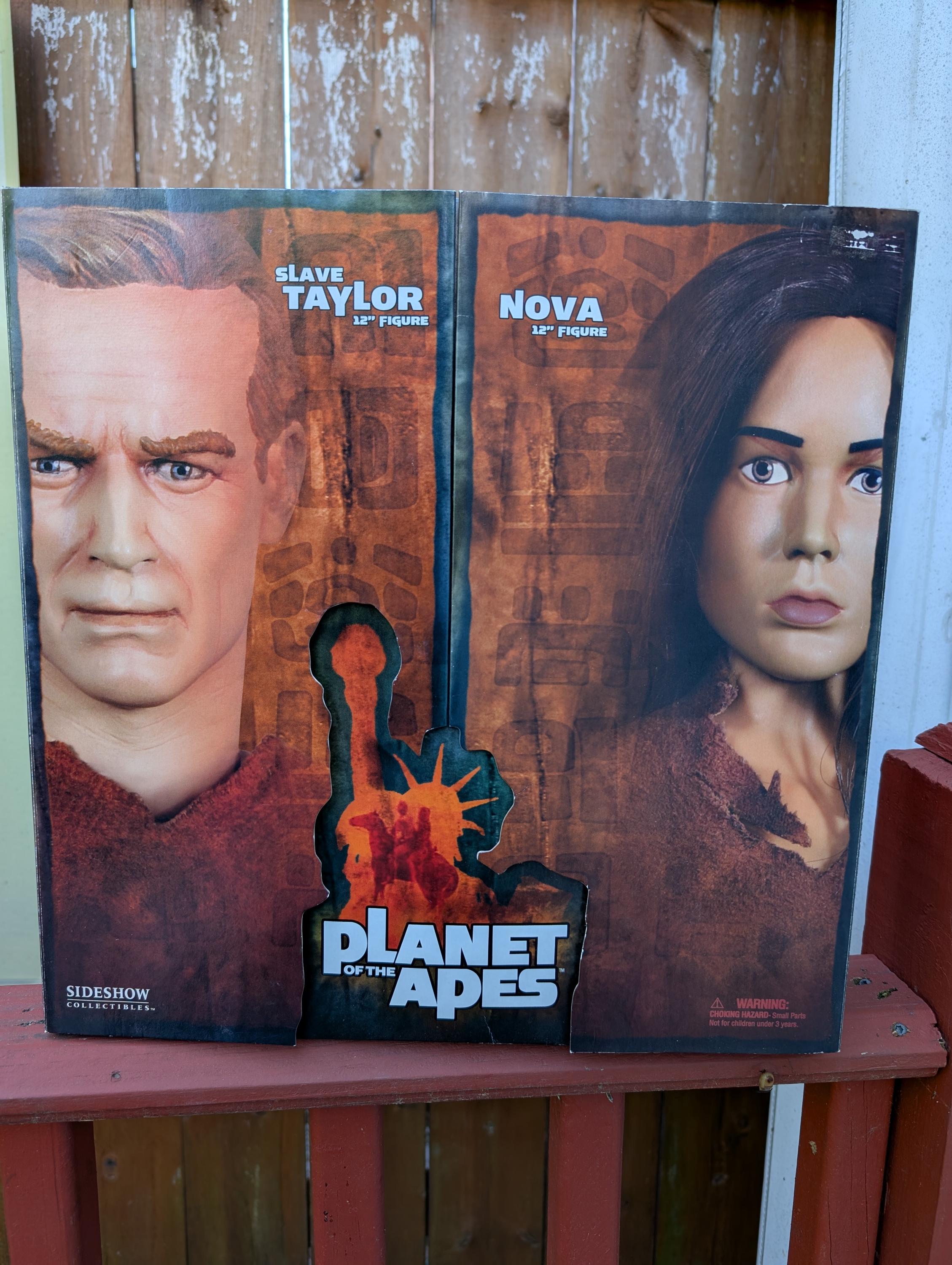 Sideshow Collectibles Planet of the Apes Slave Taylor and Nova 12