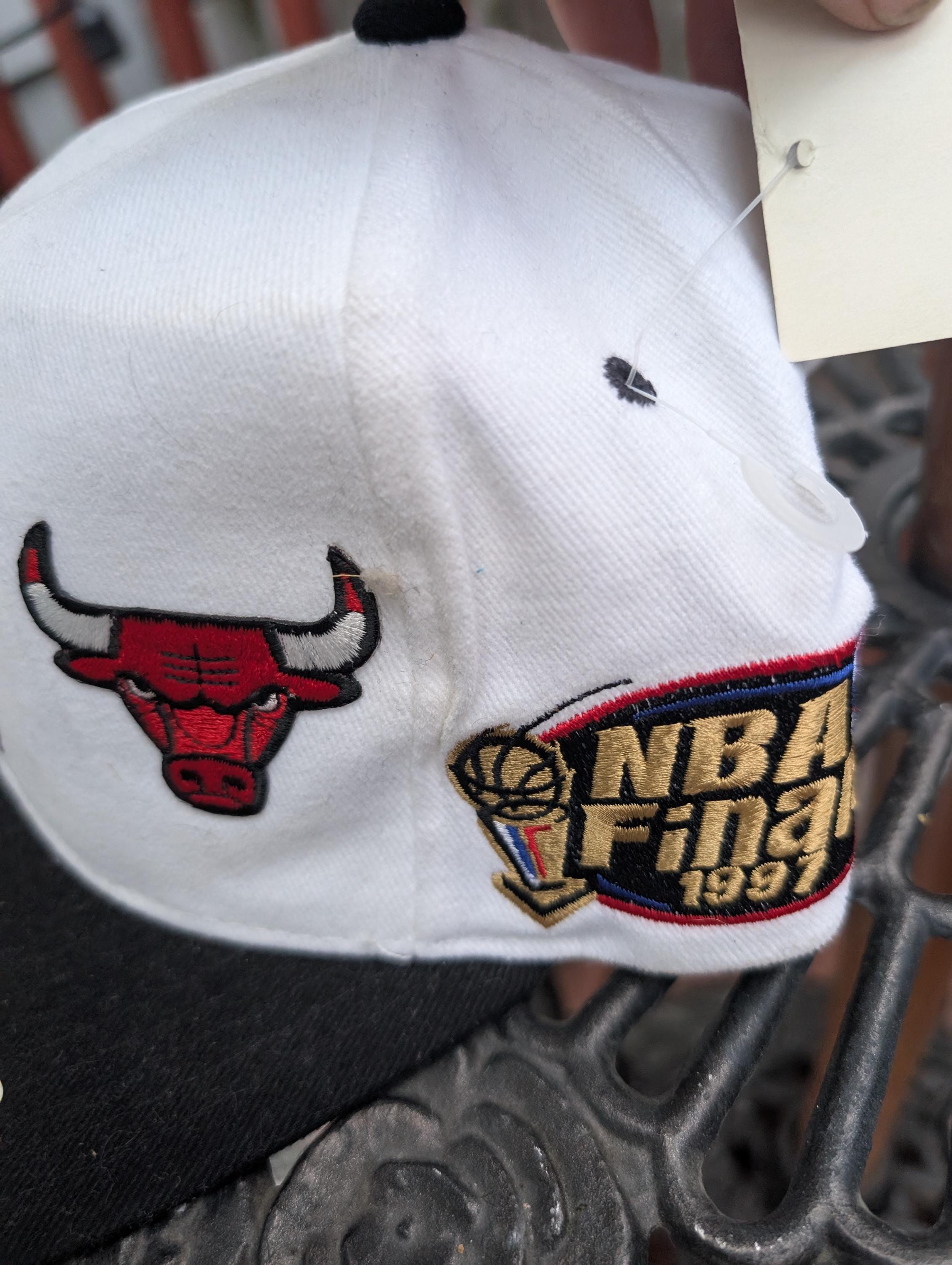 ヴィンテージ 1997 NBA ファイナル チャンピオン シカゴ ブルズ 
