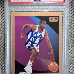 Autographed Tim Hardaway Golden State Warriors Fleer Rookie card Authenticated and slabed by PSA