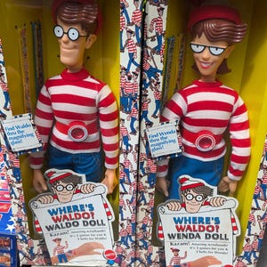Vintage 1991 Mattel Toys Wheres Waldo ? Waldo and Wanda dolls in original box