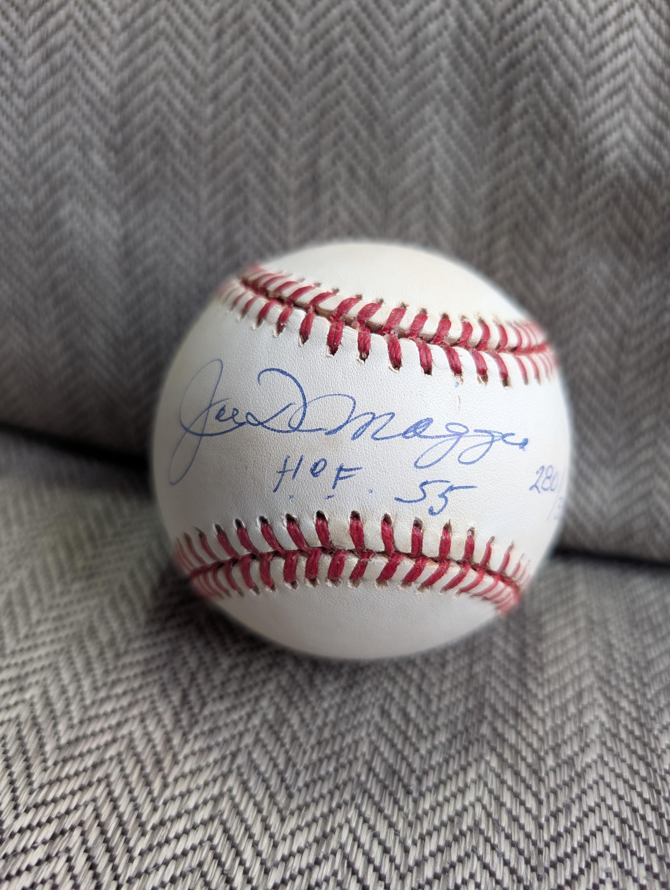 ジョー・ディマジオのサイン入り NY ヤンキース公式メジャーリーグ