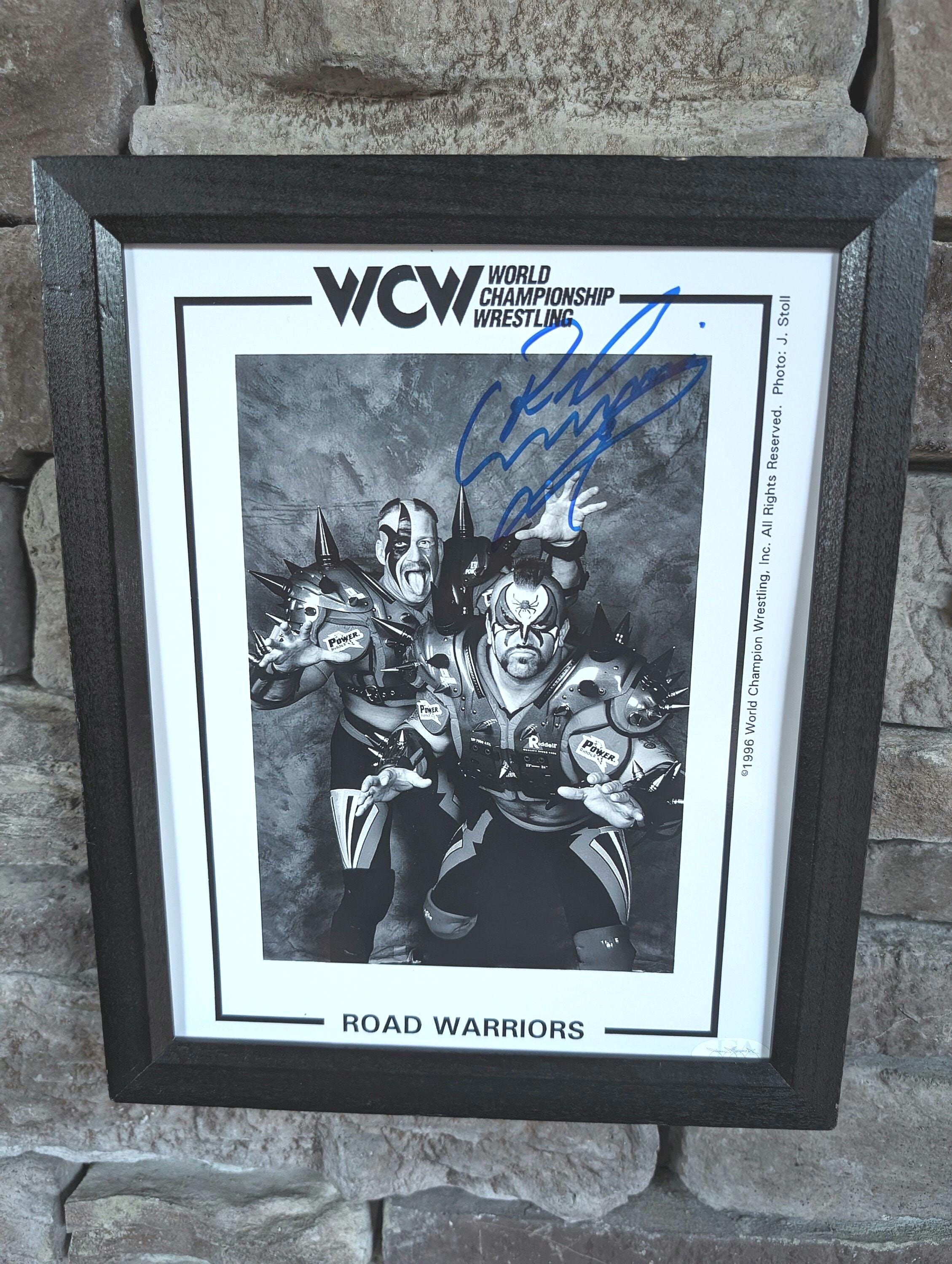 ザ ロードウォリアーズ　アニマルandホーク直筆サイン Autographed Road Warrior Animal the Road Warriors 8x10 Inch Framed