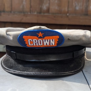 Vintage 1950s Crown Oil Gas Station Attendants hat .