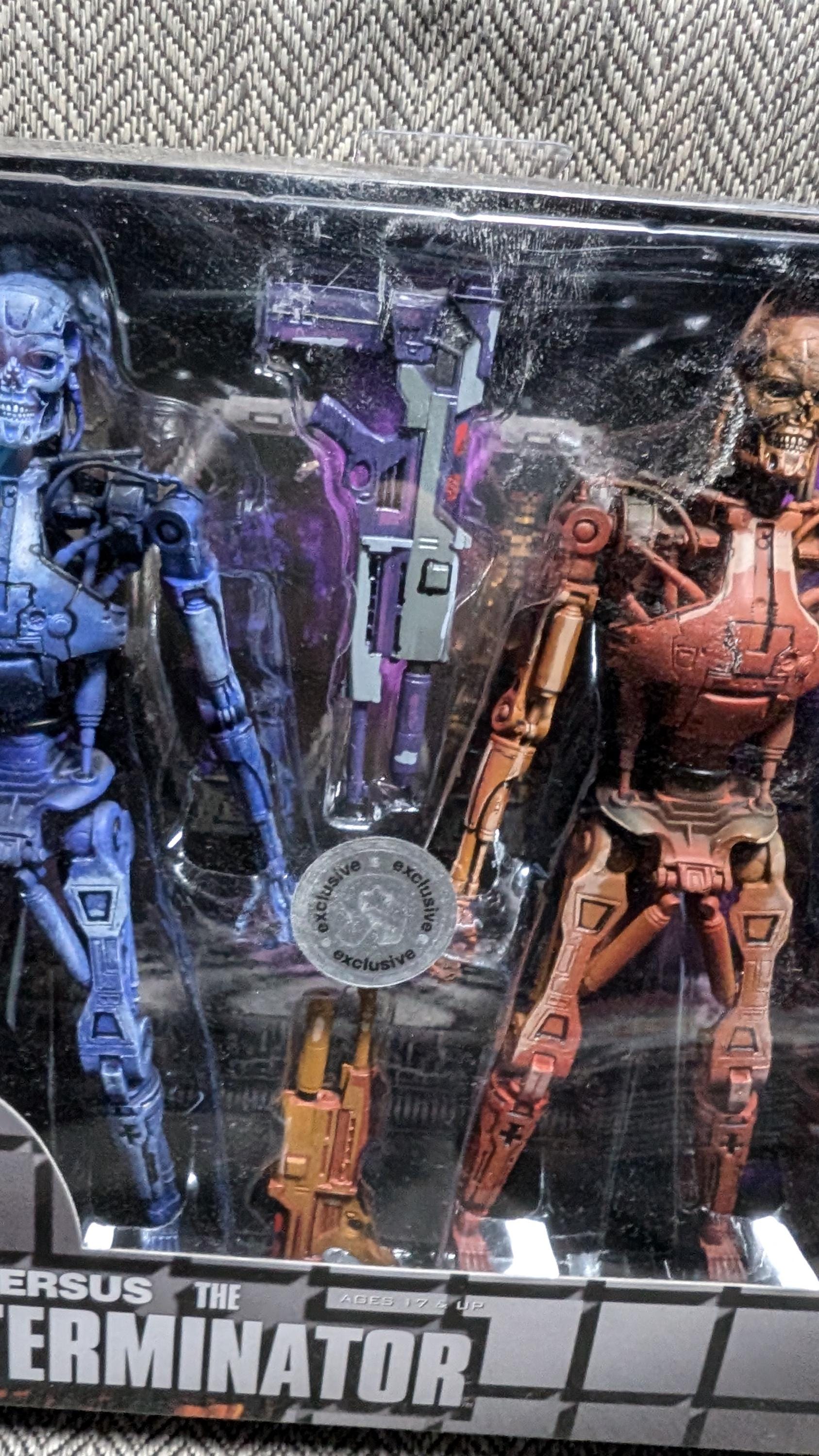 ロボコップ　ネカ　NECA ROBOCOP FLAMETHROWER　豆魚雷 ロボコップネカNECA ROBOCOP FLAMETHROWER豆魚雷
