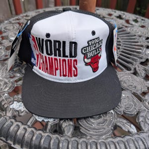 Vintage 1996 NBA Finals Champions Chicago Bulls Starter Cap baseball cap with original tags never worn