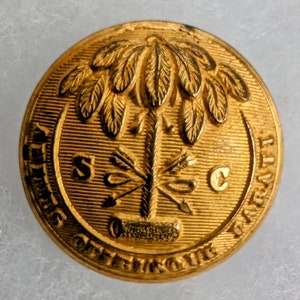 Antique Non-excavated Civil War South Carolina State Seal Button by Manchester H.T.&B.