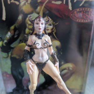 ヴィンテージ ダイヤモンド コミックス アクションフィギュア 1998 フランク フラゼッタ フラゼッタ プリンセス フィギュア オリジナルボックス入り 未開封