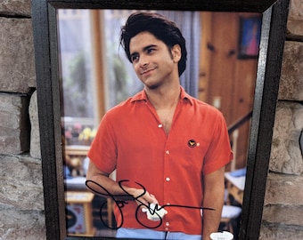 ジョンステイモス John Stamos サイン 東京コミコン フルハウス フルハウスのジョン・ステイモスおじさんジェシーのサイン入り8 x 10