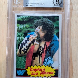 Autographed Captain Lou Albano 1985 Topps Trading Card Beckett authenticated RARE !