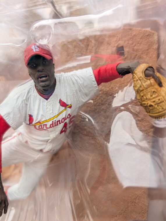 Figurka Boba Gibsona z kolekcji sportowej McFarlane Toys St