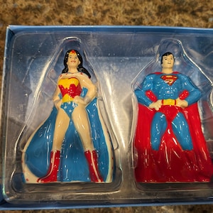 Justice League Superman VS Wonder Woman Solniczka i pieprzniczka w oryginalnym opakowaniu.