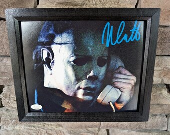 ニック・キャッスルのサイン入りマイケル・マイヤーズ ハロウィン 8 x