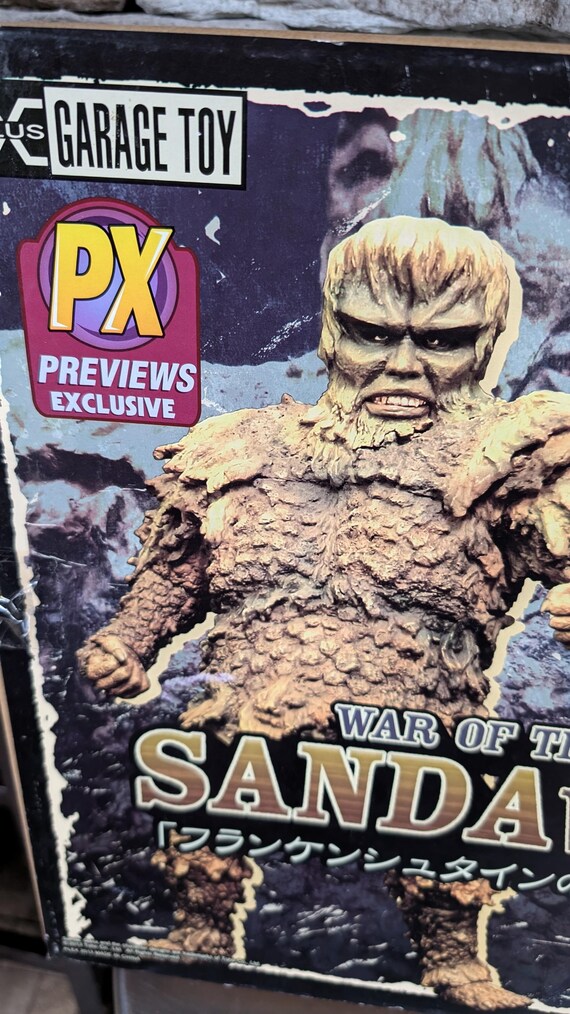 Vintage Xplus Garage Toy PX Previews Exclusive War of the