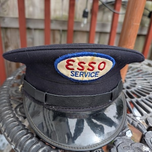 Vintage 1950s ESSO Oil Gas Station Attendants hat .