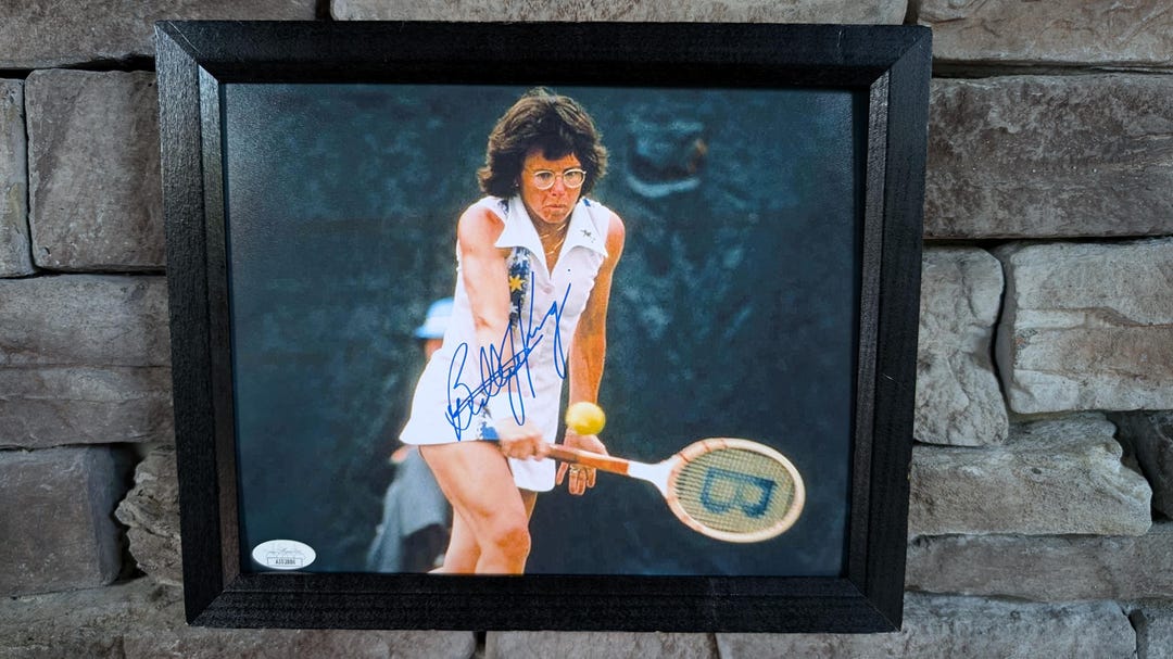 Autographed Billie Jean King 8x10 Inch Framed Photo With Certificate of ...