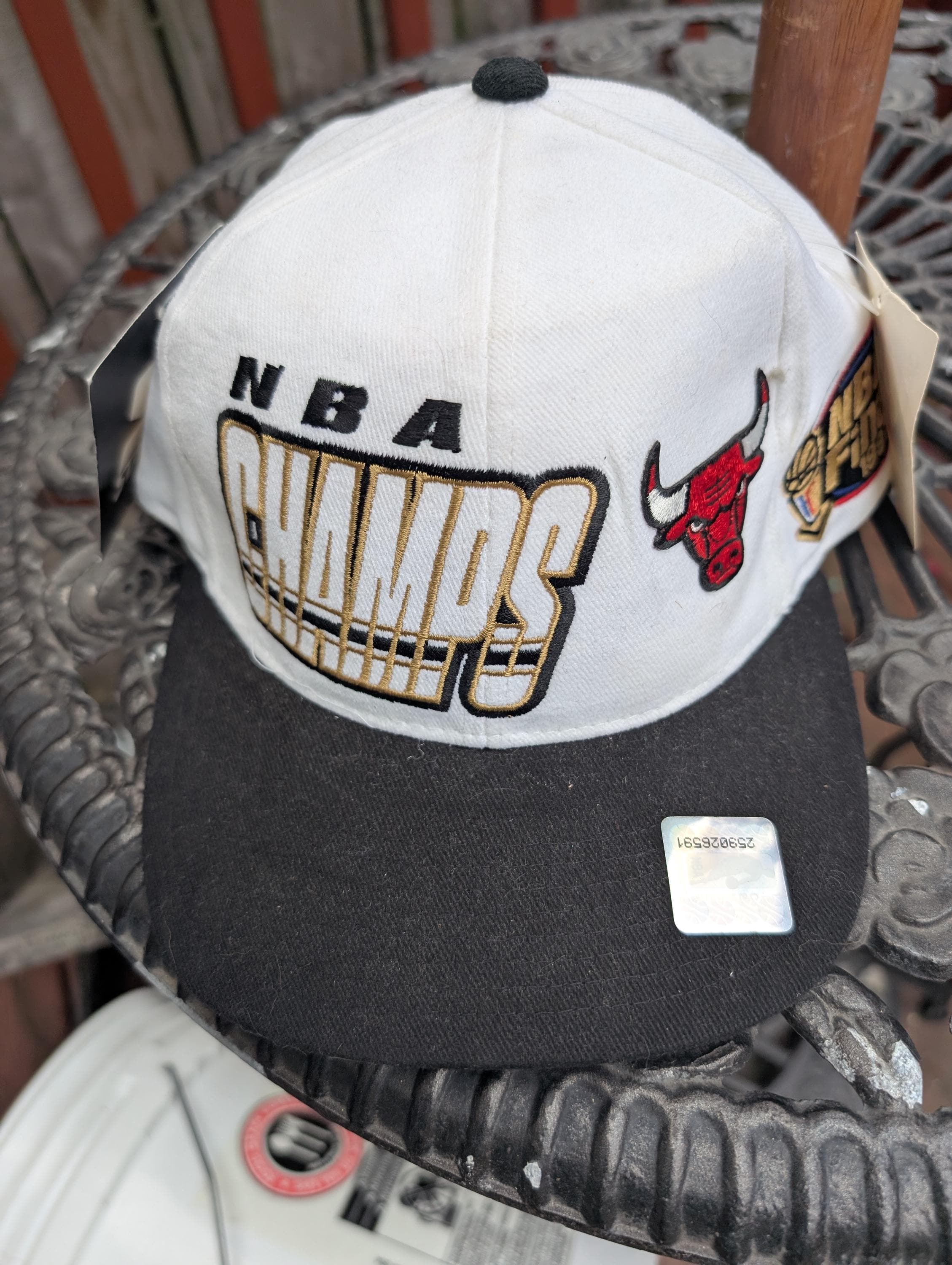 ヴィンテージ 1997 NBA ファイナル チャンピオン シカゴ ブルズ