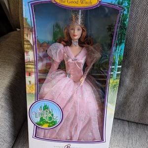 Vintage 2006 Mattel Toy The Wizard Of Oz Pink Label Glinda The GiodnWitch Of The North doll in original box never opened