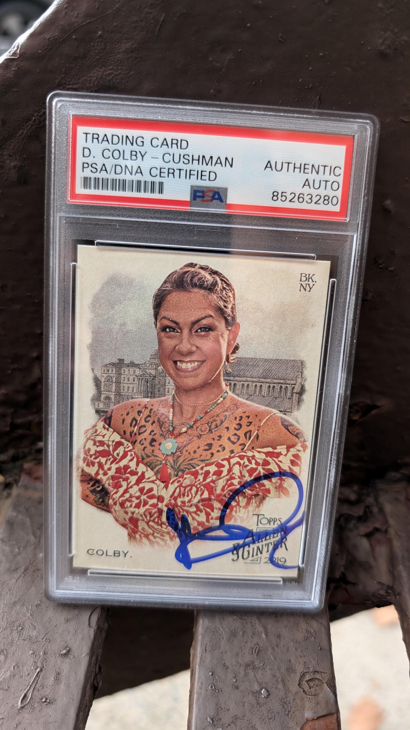 Autographed Danielle Colby American Pickers. Topps Allen & Ginter