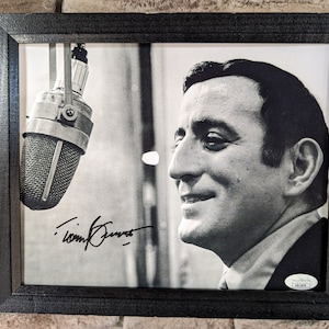 Autographed Tony Bennett 8x10 inch framed photo with certificate of authenticity from JSA