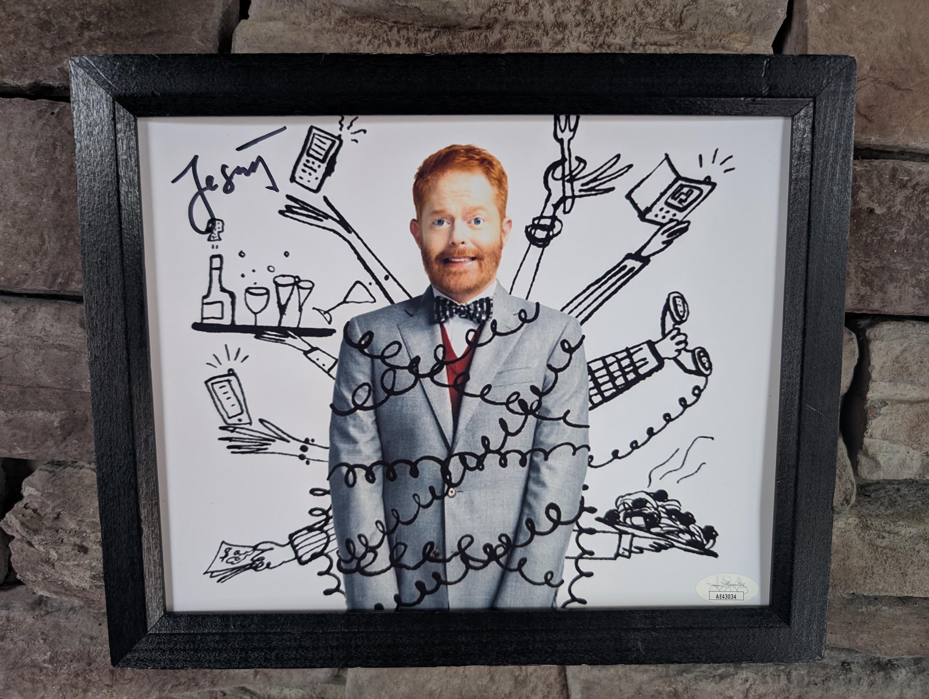 Gesigneerde Jesse Tyler Ferguson Mitchell Pritchette Modern Family 8 x 10 inch ingelijste foto met certificaat van echtheid van JSA