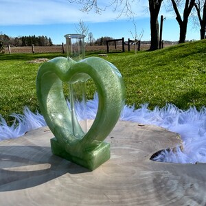 Heart Shaped Propagation station, monstera adansonii, resin, cuttings, plants, tropical plant, hydroponic station, glass tube, decoration image 3