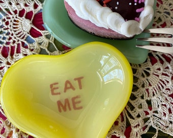 Eat Me Candy Heart Ring Dish