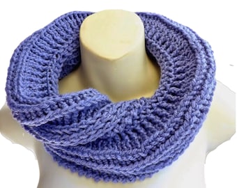 Crochet Mobius Infinity Scarf Pattern - Folded Textured Twist, Chic Mobius Scarf Accessory, DIY Download
