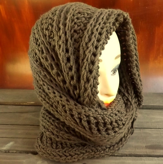 Crochet Patterns For Women Hooded Cowl Mobius Neck Warmer Join In The Round Written Instructions One Skein Of Worsted Weight Acrylic Yarn