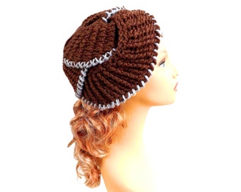 Crochet a Textured 1920s Cloche Hat Pattern for Women Video Tutorial, Pictures, Strawberry Couture Design - the Borromean Hat Flapper