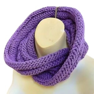 Coil Knit Infinity Scarf: Unique Mobius Cowl Pattern with Circular Needles - A Creative Adventure for Knitters!