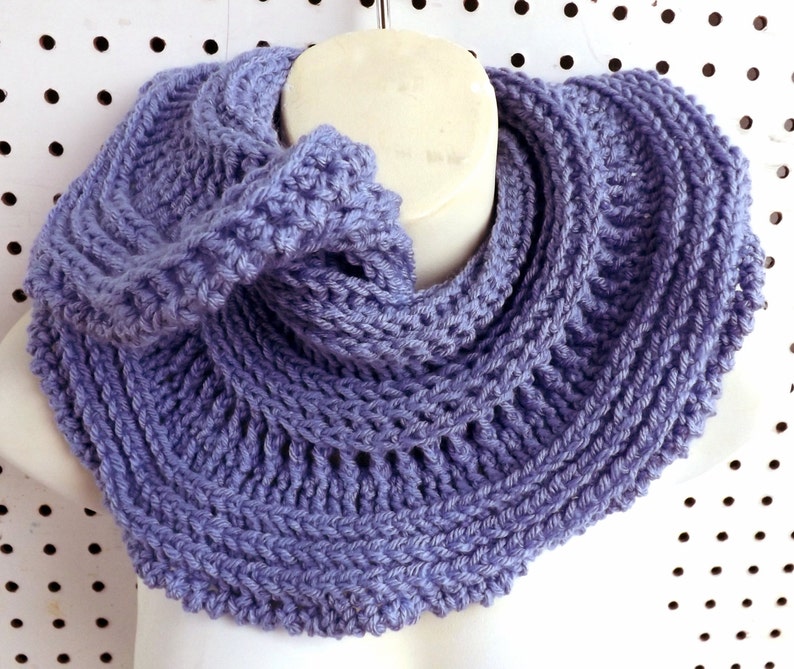 Mobius Strip Crochet Infinity Scarf Pattern Free Download Etsy
