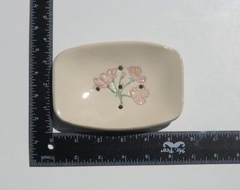 Ceramic Soap Dish, Footed, Handmade and Handpainted Sakura, Slab Bild Soap Dish