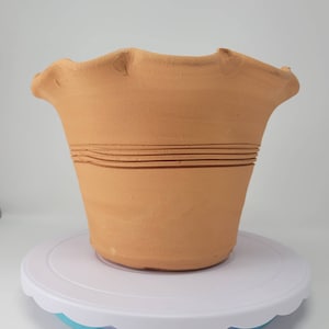 Craven Pottery Georgia Red Clay Terra Cotta 9&quot; Tall Fluted Palm Planter Pot