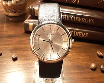 Vintage Suzanne Somers Peekaboo Butterfly Watch - Hidden  display picture 1