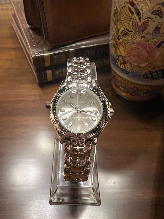 Claremont Quartz Watch With Magnifying Crystal Glass - Etsy