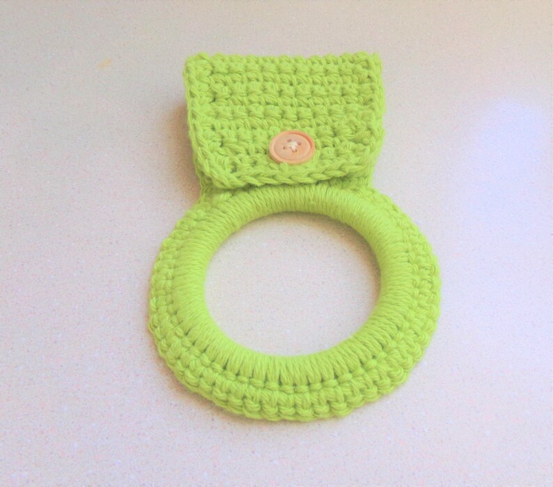 Spring Daisy Pale Green Kitchen Towel Set White Daisies Etsy