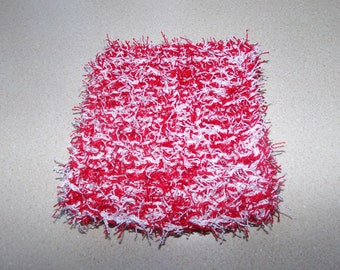 Red and White Square Dish Scrubby, Knit Multicolor Scrubby, Face Scrubby, Kitchen and Bath Accessories, Gift Basket Idea