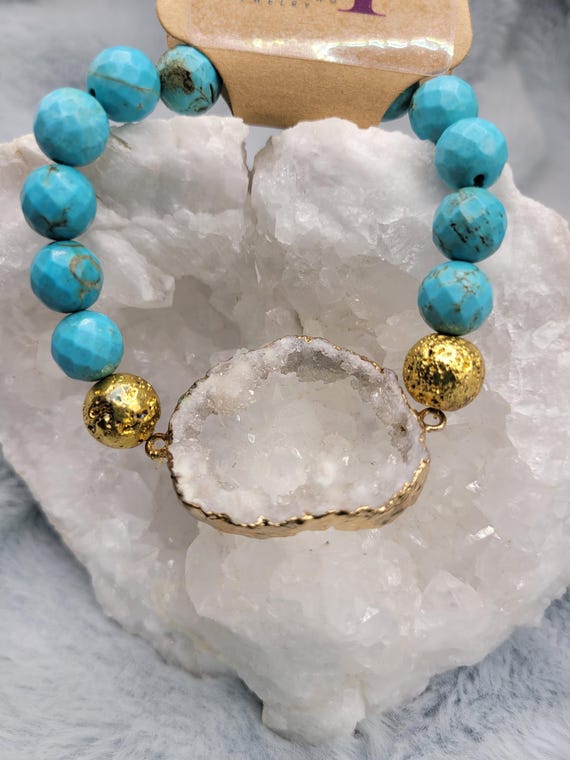 Energetically HEALING faceted turquoise beads complimenting gold plated druzy quartz focalpiece stretch stacking bracelet