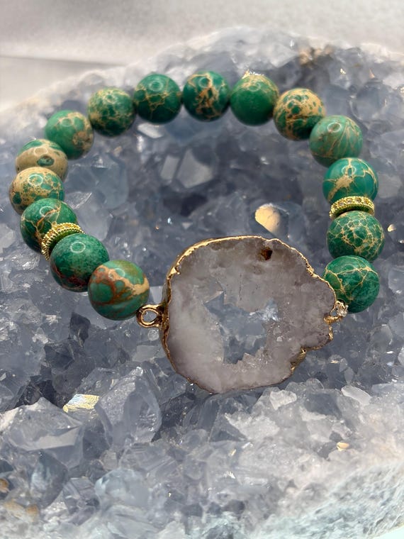 Energetically UPLIFTING green sea sediment jasper beads accenting gold plated druzy quartz geode slice focalpiece stretch stacking bracelet
