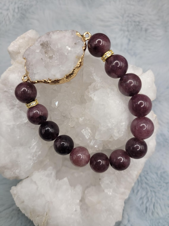 Energetically STABILIZING purple berry quartzite beads complimenting gold plated druzy quartz focalpiece stretch stacking bracelet