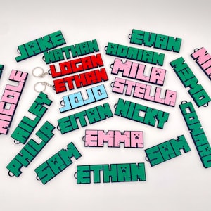 Gaming-Themed 3D Name Schlüsselbund | Personalisierter Schlüsselanhänger für Rucksäcke & Konsolen