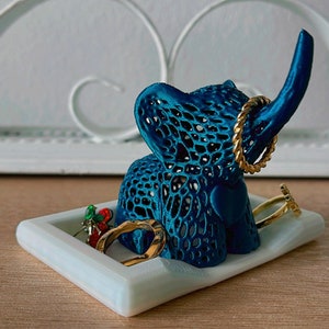 Elephant Ring Holder with |Unique Ring Holder for Ring Prosperity  |Engagement Gift Personalized Ring Holder|Gifts For her| Manifesting Dish