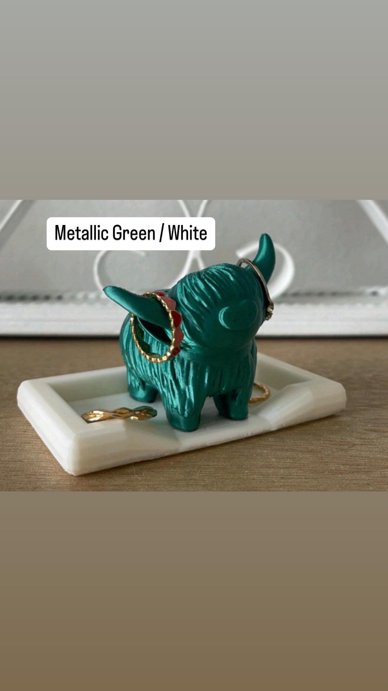 Highland Cow Ring Holder With Bed Dish (Small or Large ) | Farmhouse Decor | Jewelry Organizer | Personalized Ring Holder | Gift For Her