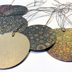 Cirkelvormige Gift Tags op Gold Leaf Card Stock | Set van 12 | Circle + Dots Ontwerp
