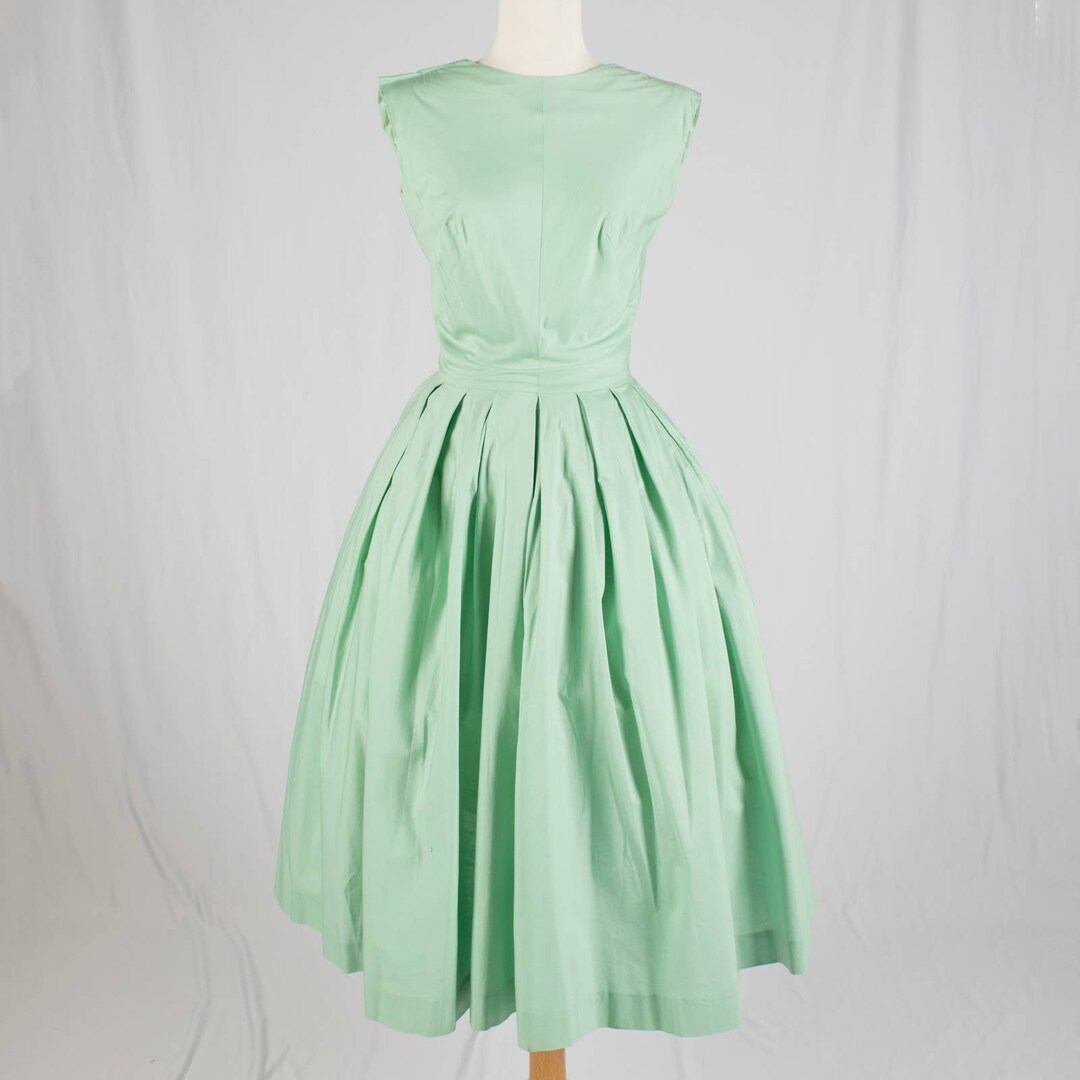 1950s Green Coral Rose Print Cotton Dress | M/L